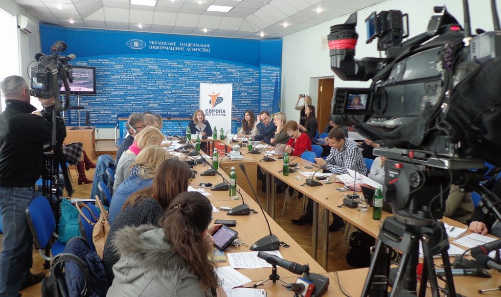 Синхроный перевод конференции о безвизовом статусе для граждан Украины, ведущий спикер Ирина Сушко